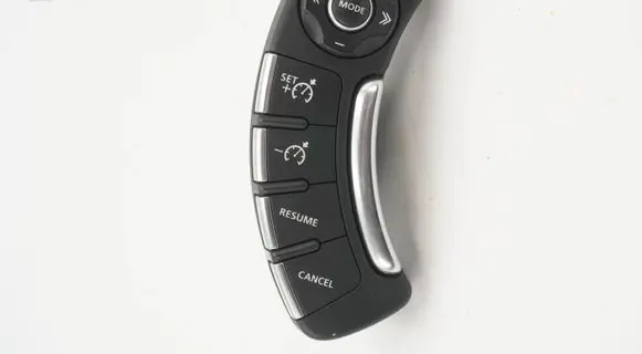 Land Rover Range Rover L322 Steering wheel buttons/switches AH4213D767AC