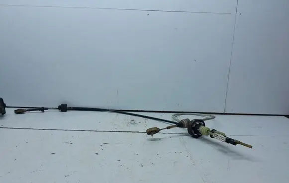 Opel Astra H Gear shift cable linkage 13110708