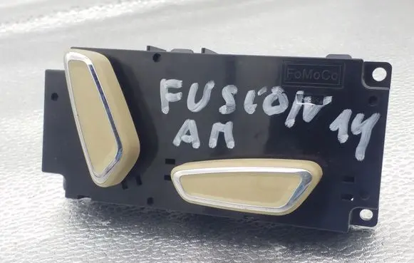 Ford Fusion II Seat control switch 14A701