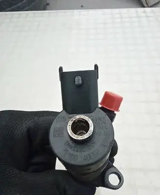 Ford Focus Fuel injector 0445110259