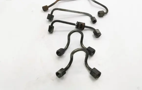 KIA Sportage Fuel injector supply line/pipe 