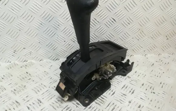 Nissan Xterra Gear shifter/selector