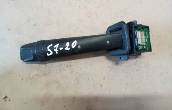 Volvo XC90 Wiper control stalk 30669742