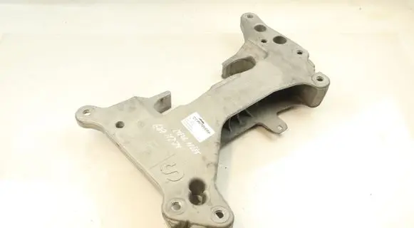 BMW M2 G87 Gearbox mounting bracket 8058629