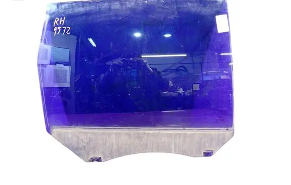 Ford Focus C-MAX Front door window glass four-door 