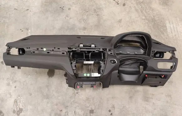 BMW X1 F48 F49 Dashboard Z636230950 93447932 N00657478