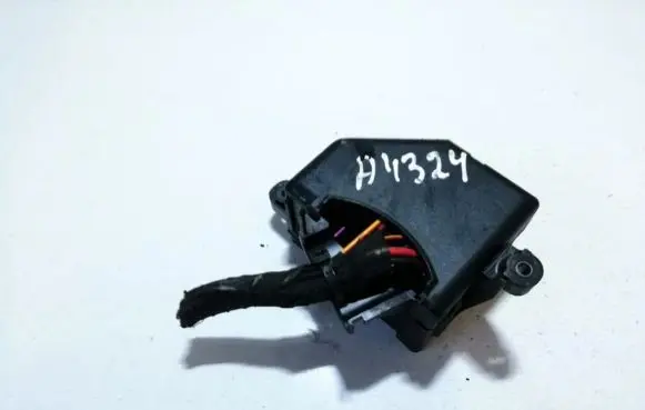 Volkswagen PASSAT B6 Fuse box set 3c0880204e