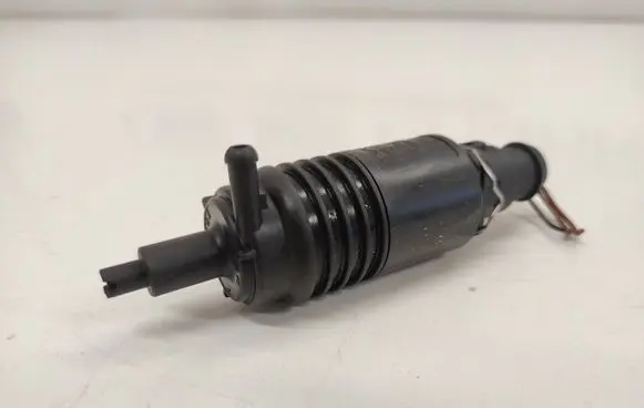 Audi A4 S4 B5 8D Windscreen/windshield washer pump 4A0955651