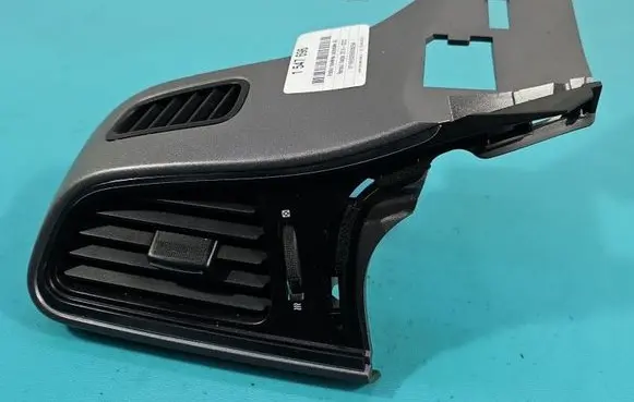 Renault Kadjar Dashboard air vent grill cover trim 687610165R IMPRK1547696