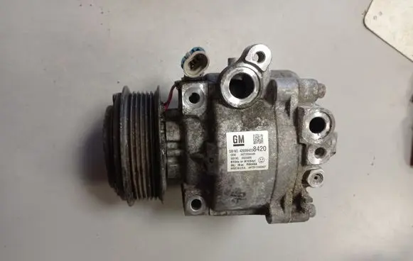 Buick Encore I Air conditioning (A/C) compressor (pump) 42698420 AKT200A446 426984208420