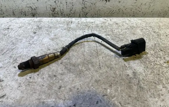Volkswagen Golf V Lambda probe sensor 047906262 0258004068 583031