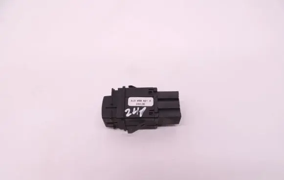 Skoda Superb B5 (3U) Windscreen/window heater switch 3U0959621A D241