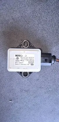 Audi A6 S6 C6 4F ESP acceleration yaw rate sensor 8E0907637B