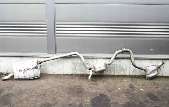 Chrysler Pacifica Muffler/silencer 10832H