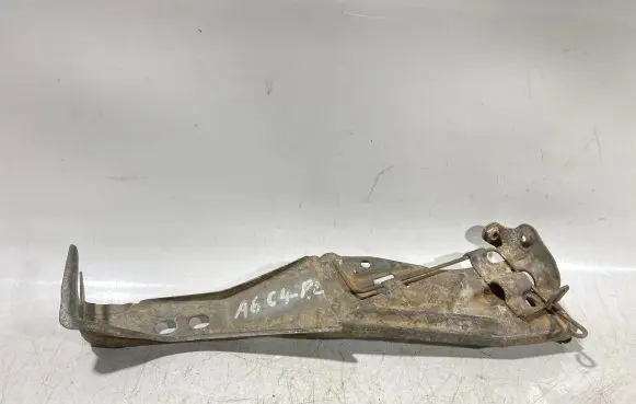 Audi A6 S6 C4 4A Radiator support slam panel bracket 