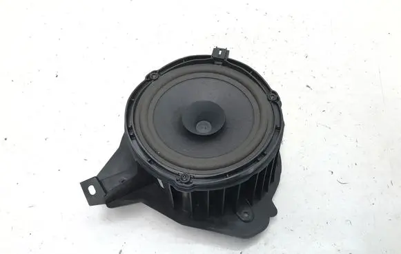 Peugeot 3008 III Rear door speaker 9846560680