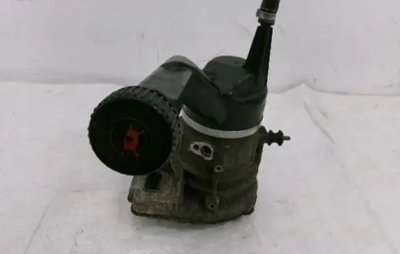 Citroen Berlingo Power steering pump 9684554980