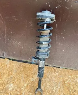 BMW 5 F10 F11 Front shock absorber with coil spring 6863898 10541314 F11V709SL