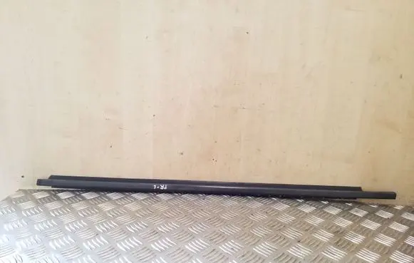 KIA Soul Front door glass trim molding