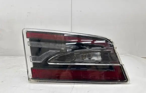 Tesla Model S Tailgate rear/tail lights 600592200D