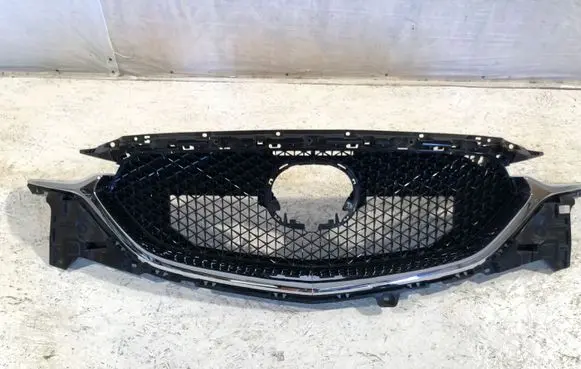Mazda CX-5 II Front bumper upper radiator grill