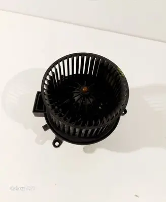 Chrysler Pacifica Heater fan/blower 0701132570 H7822003 AY2727000284