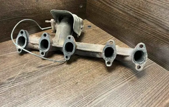 Volkswagen Crafter Exhaust manifold 076253033