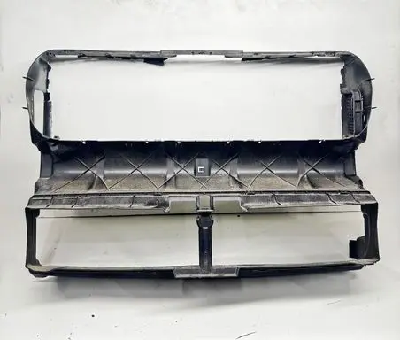 BMW 5 F10 F11 Intercooler air guide/duct channel 18779815