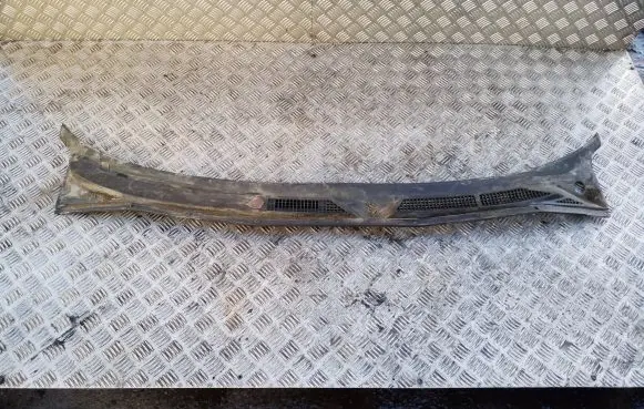 Subaru Legacy Wiper trim 91151AC010