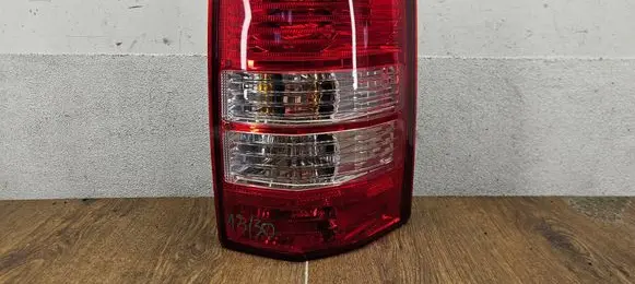 Jeep Liberty Rear/tail lights 55157348AB 400261