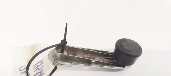 Audi A4 S4 B5 8D Front door window winding handle 
