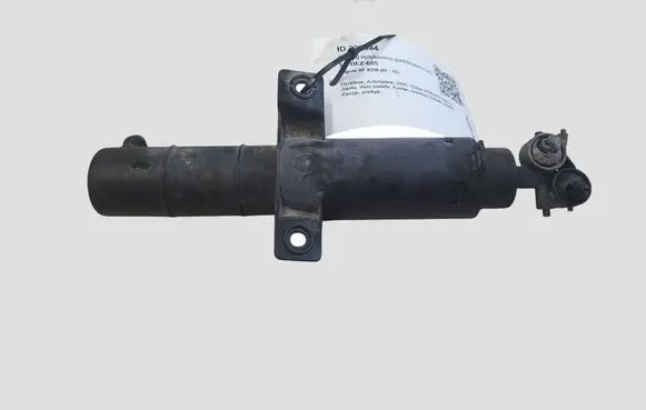 Jaguar XF X250 Headlight washer spray nozzle 16732901