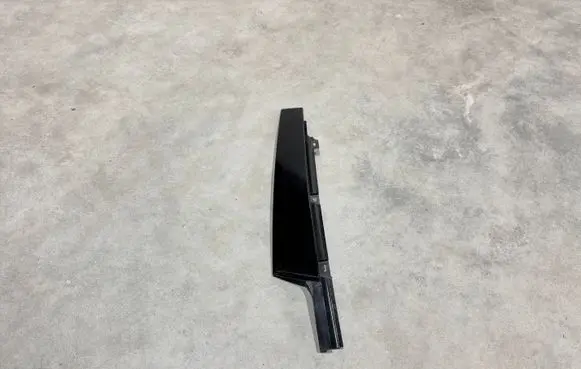 Volvo S60 Front door glass trim molding 32257390