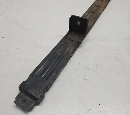 Radiator support slam panel bracket