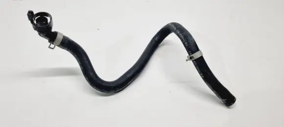 Nissan Qashqai J12 Engine coolant pipe/hose