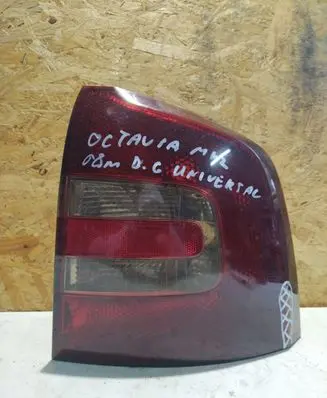 Skoda Octavia Mk2 (1Z) Rear/tail lights 1Z9945096