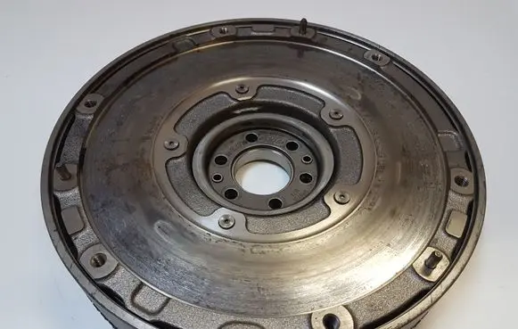 Volvo V40 Dual mass flywheel AV616477CF