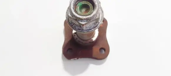 Nissan Note (E11) Stub axle 