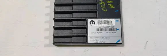 Dodge RAM Sound amplifier P68312241AA 26777AH THLAA0317L0633