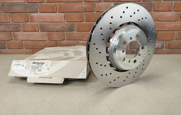 BMW M4 F82 F83 Front brake disc 7889665 2284809