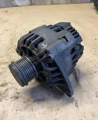 Volvo S40, V40 Generator/alternator 7700430182 2542270B SG10B010