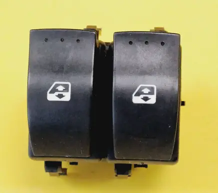 Renault Megane II Electric window control switch