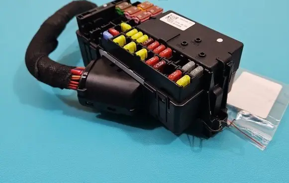 Fuse box set