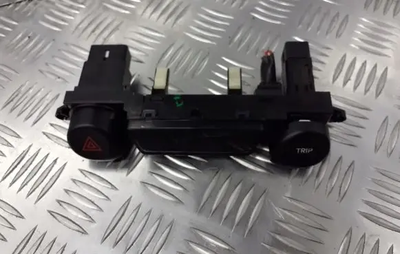 Hyundai i20 (PB PBT) Speedometer control unit/module 93770-1J100