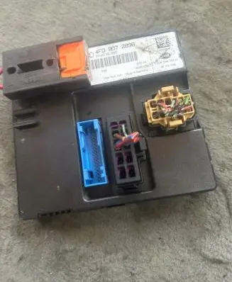 Audi A6 S6 C6 4F Light module LCM 4F0907289G 5DK00876222 4F0910289G