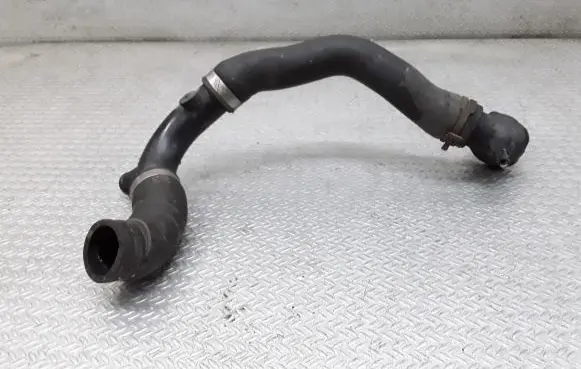 Volkswagen Golf VI Engine coolant pipe/hose
