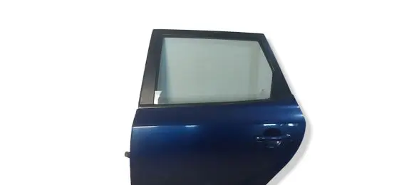 KIA Ceed Rear door 