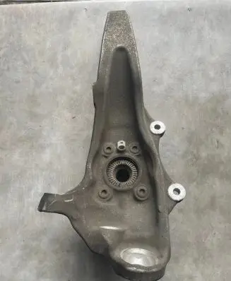 BMW 5 F10 F11 Front wheel hub