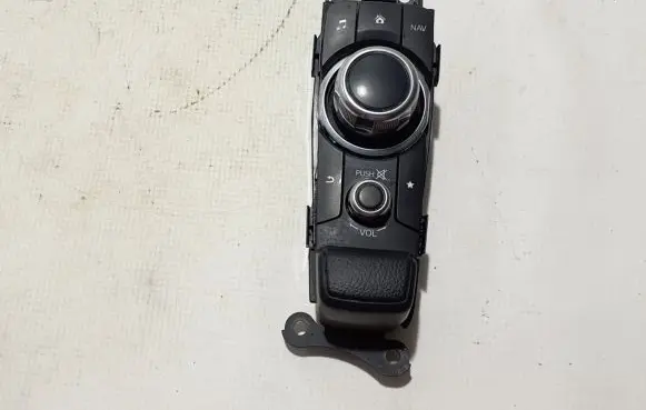 Mazda CX-3 Multifunctional control switch/knob DB5J66CM0