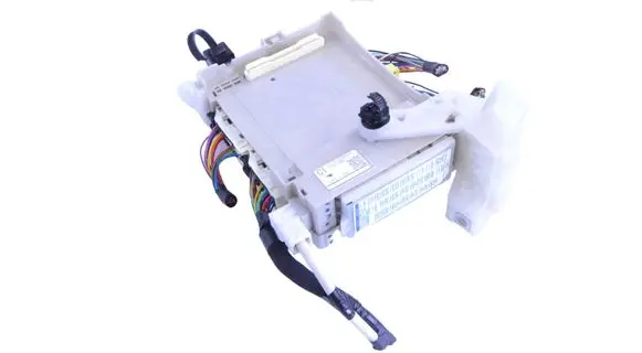 Toyota Prius (XW30) Central body control module 8273047440A